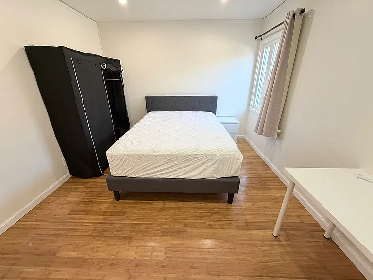 Circle Ct — Photo 2