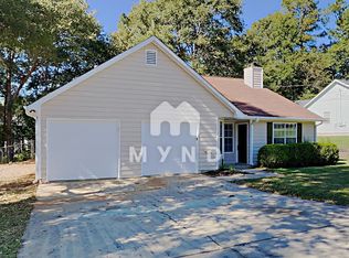 6151 Delamere Ln, Rex, GA 30273