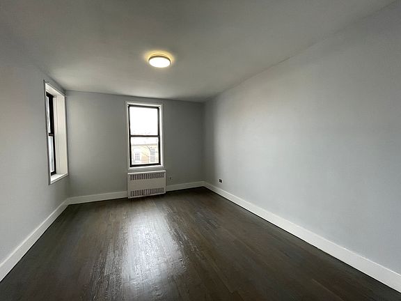 5th image of 47-20 40th St #2H