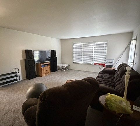 5th image of 907A Ralston Dr #A