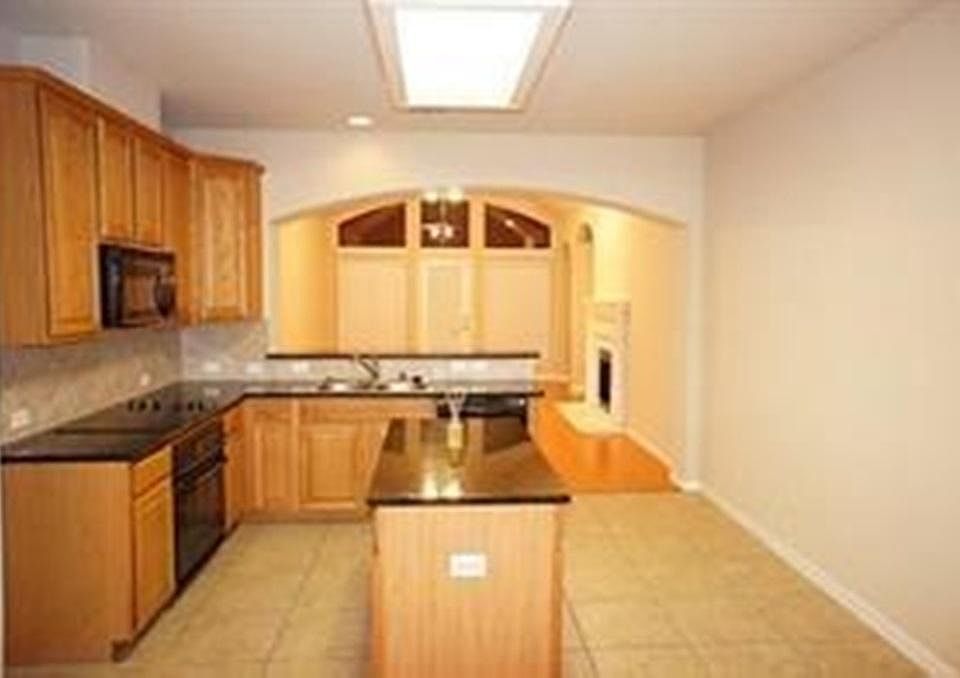 1st image of 7208 Petersburg Dr
