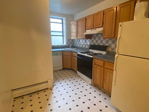 2nd image of 342 W 145th St #1G
