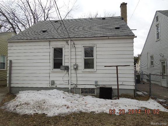 3rd image of 1904 Keppen Blvd