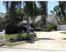 1st image of 1445 Fairway Oaks Dr