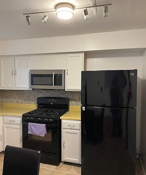 825 Summit Chase Dr — Photo 3