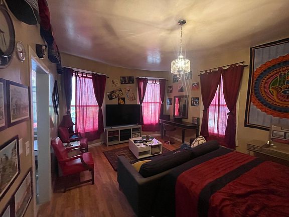 4th image of 1524A Haight St #A