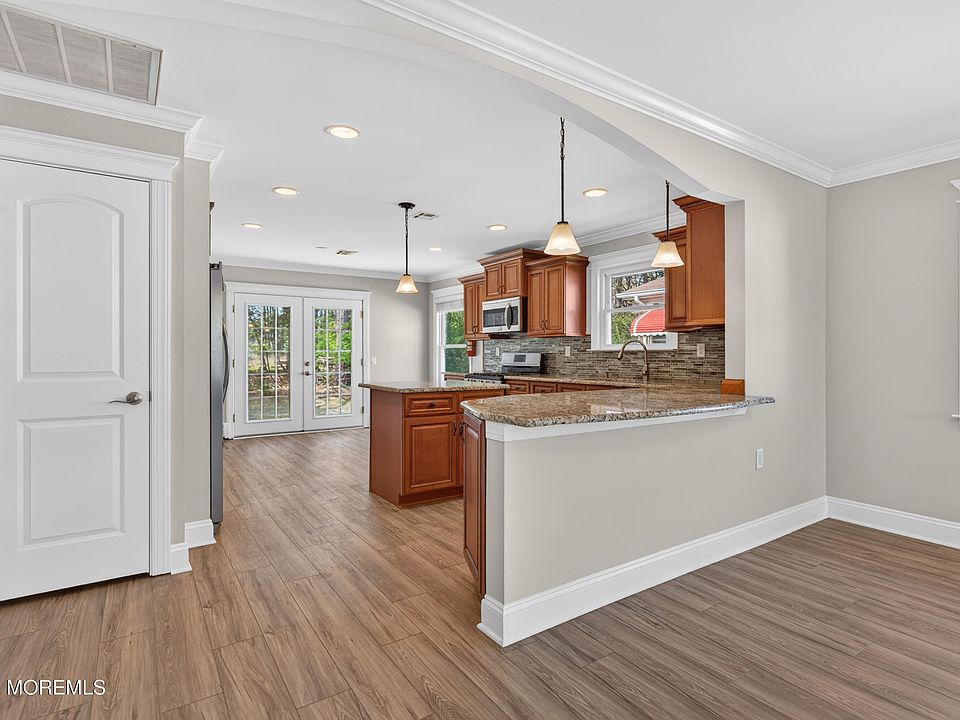 1st image of 103 San Carlos Street