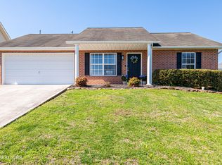 7229 Birdie Ln, Knoxville, TN 37918