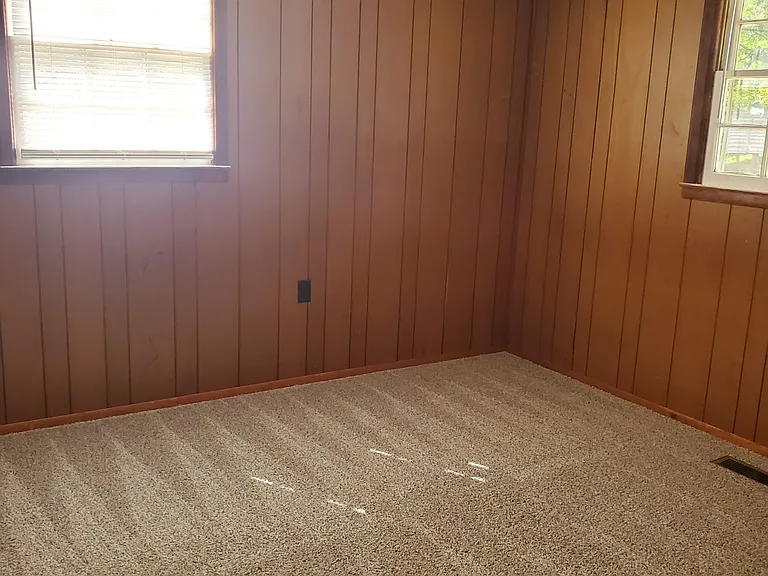 5006 Valley St — Photo 3