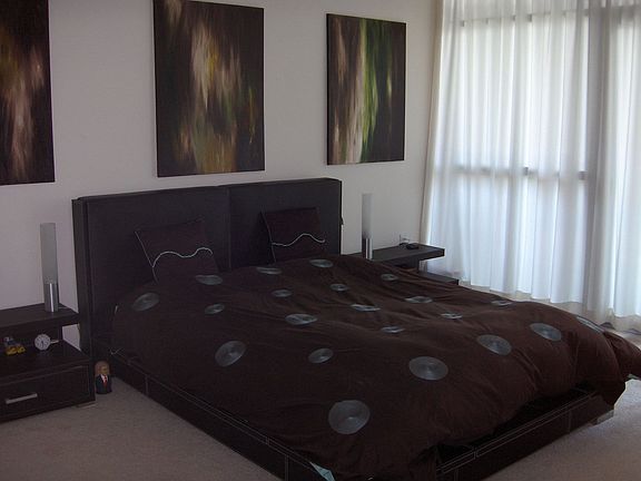 3rd image of 13700 Marina Pointe Dr Unit 1525