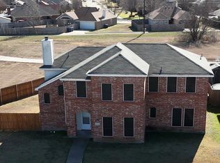 2608 Saint Andrews Dr, Lancaster, TX 75146