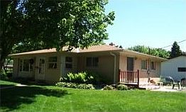 3rd image of N39W6521 Jackson St