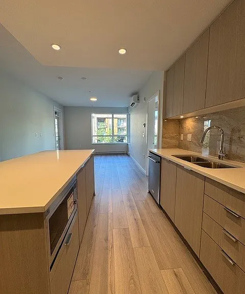 625 Cottonwood Ave #203 — Photo 3