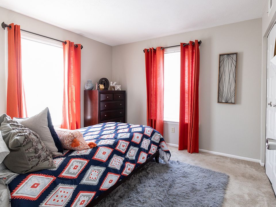 2 Bedroom Floorplan at Williamsburg on Lake Mishawaka