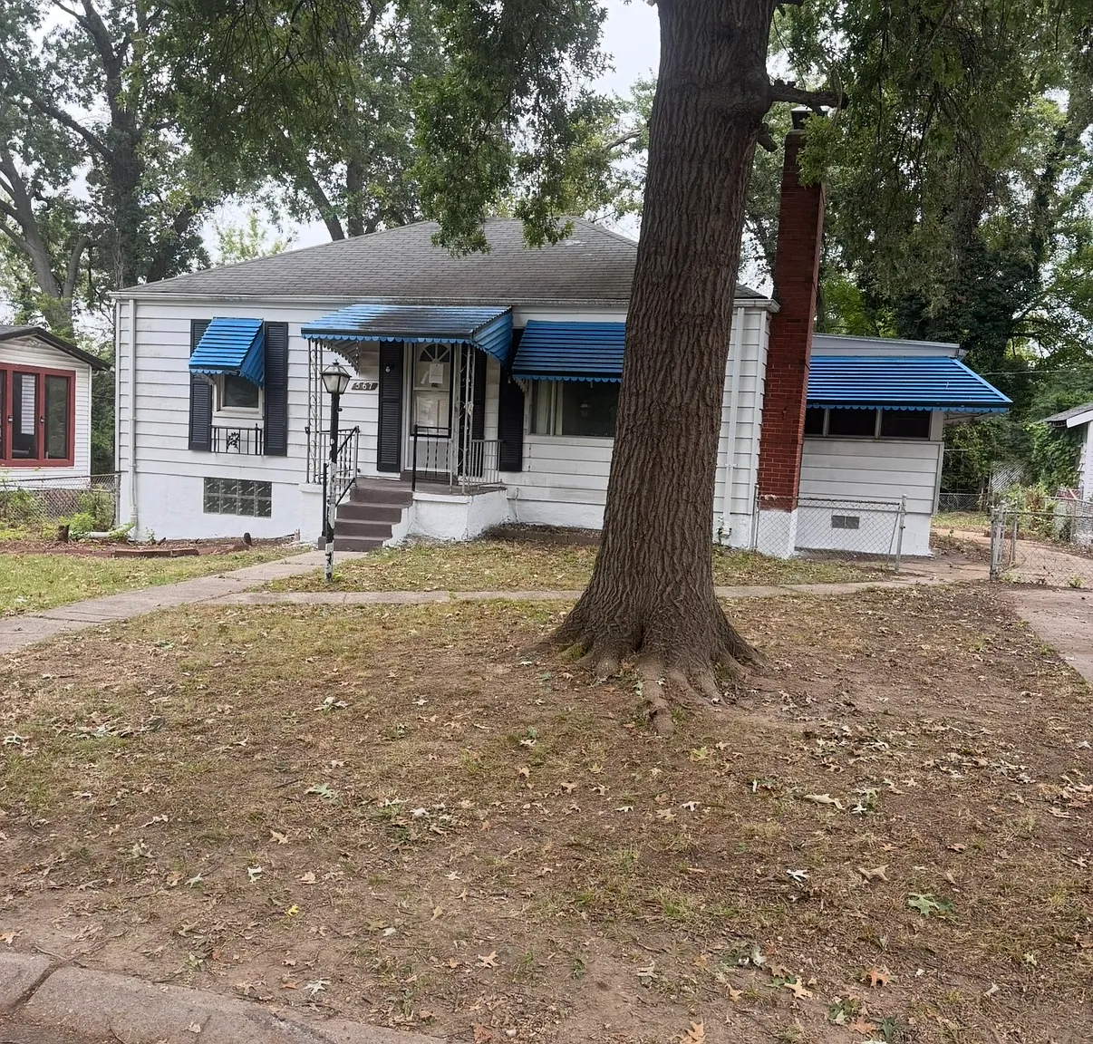 2 bed, 834 sqft, $895 — Photo 1