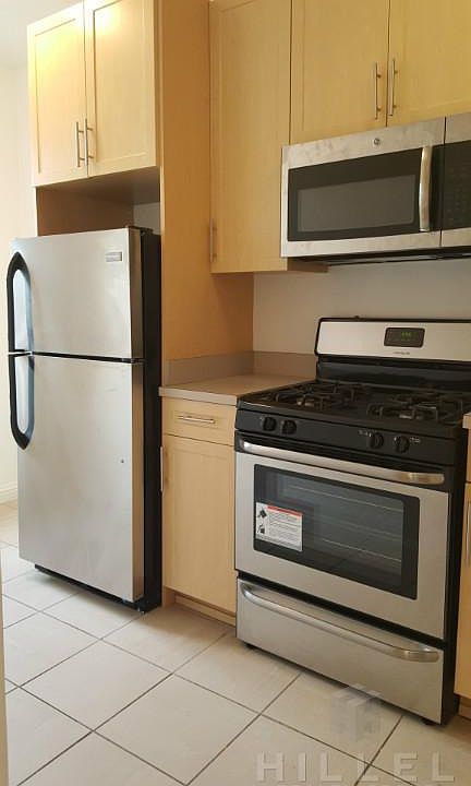 1st image of 4309 47th Ave APT 6G