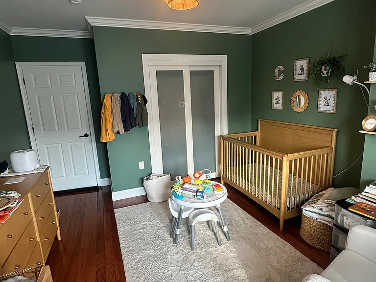 704 S Linwood Ave — Photo 17