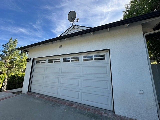 1st image of 4929 Reseda Blvd