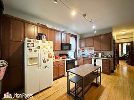 3315 N Albany Ave