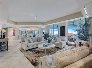 295 Grande Way APT 1202, Naples, FL 34109