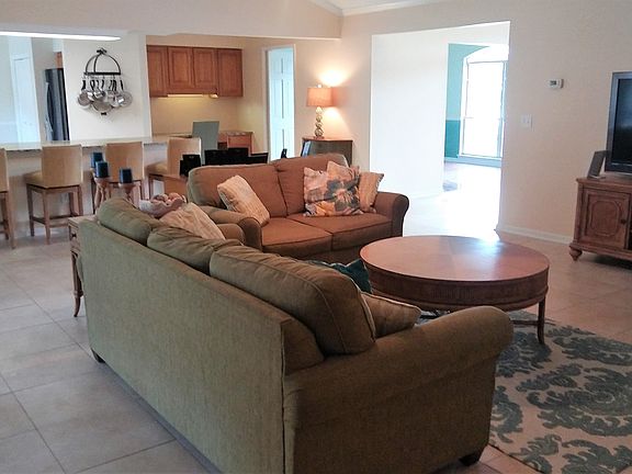 4th image of 1812 Plantation Oaks Dr