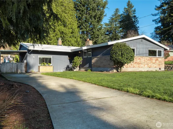 310 NE 161st Street, Shoreline, WA 98155