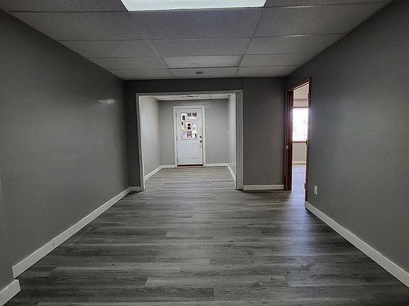 5th image of 2926 Genesee St Office 1