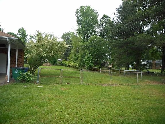 Big, fenced-in yard.