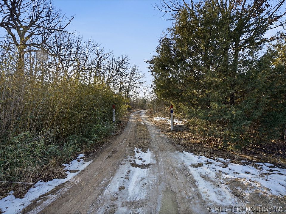 19th image of 1898 Tulsa Mountain Ranch Rd