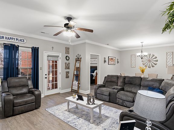 3rd image of 493 Jacksonian Way