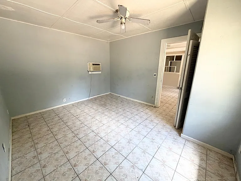 503 W Humphrey Ave — Photo 13