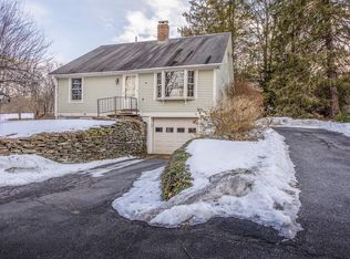 33 Bray Rd, Shelburne Falls, MA 01370