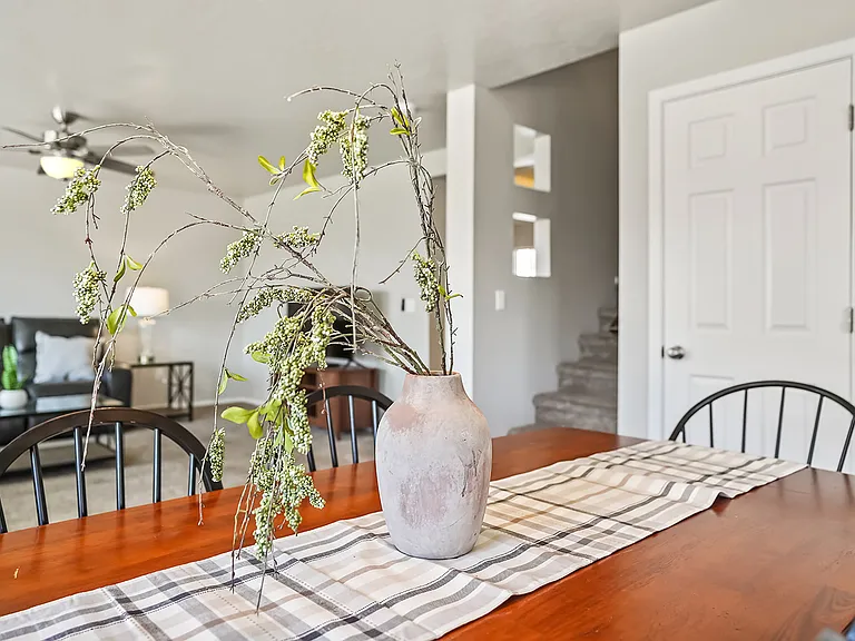 17589 Mountain Springs Ave — Photo 14