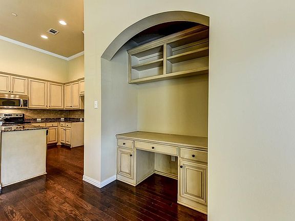 4th image of 3075 Willow Grove Blvd APT 1602