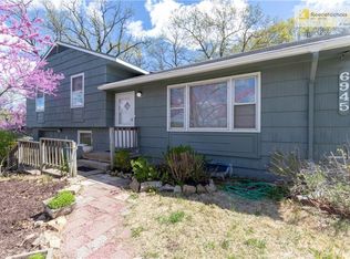 6945 Manchester Ave, Kansas City, MO 64133