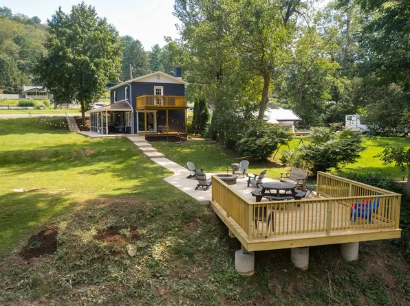 96 Frog Holw, Jersey Shore, PA 17740