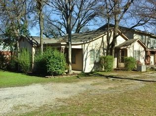 3328 Huron Trl, Lake Worth, TX 76135