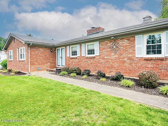 3rd image of 4207 Wenwood Dr