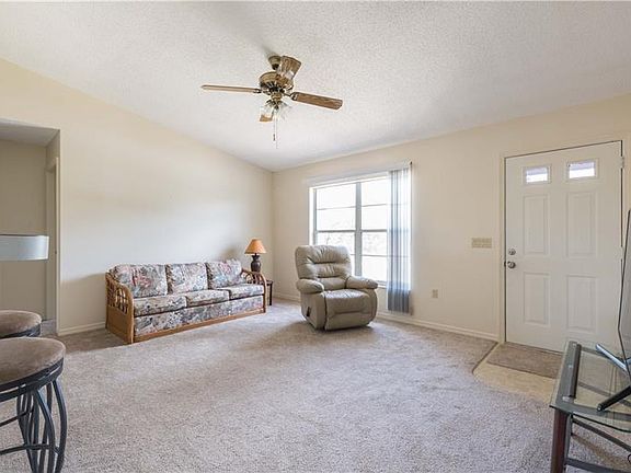 3rd image of 6107 Grandeur St