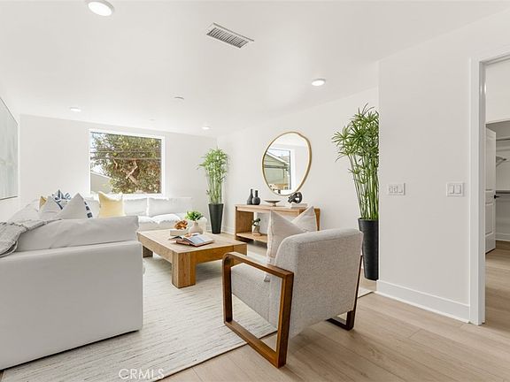 4th image of 24722 Del Prado #206