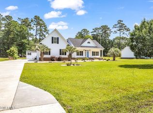 86 Willow Dr, Tabor City, NC 28463