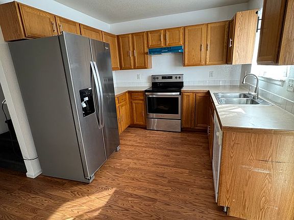 4th image of 2027 Birch Ave