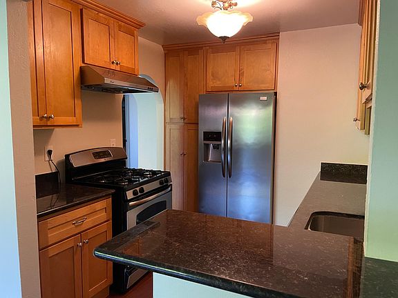 4th image of 217 Kiely Blvd #B