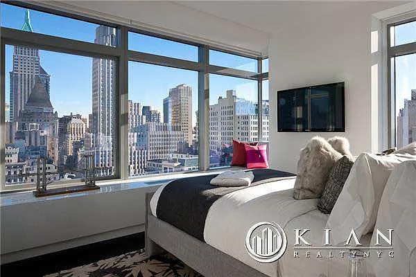 Rented by Oxford Property Group | media 3