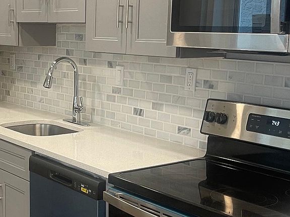 2nd image of 2327 N Carlisle St #1A