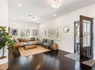 1150 W Kensington Rd, Los Angeles, CA 90026