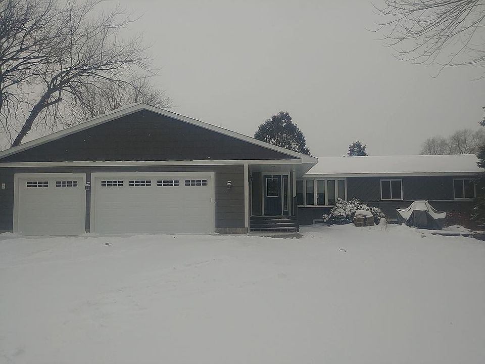 2nd image of 570 Omaha Rd