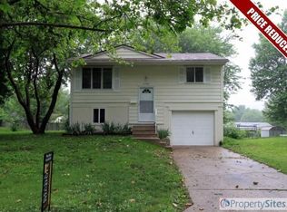 8720 E 97th Ter, Kansas City, MO 64134