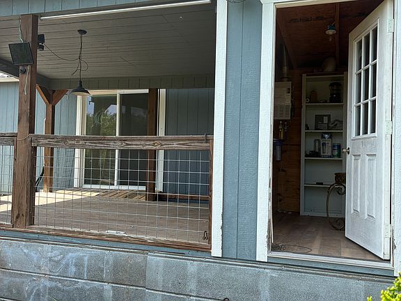 2nd image of 301A County Road 5229