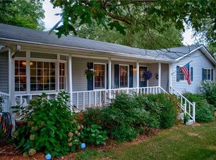548 Rivercrest Dr, Woodstock, GA 30188